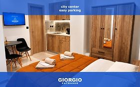 Giorgio Patrasso - Micro Apartment In The Center Of Patras